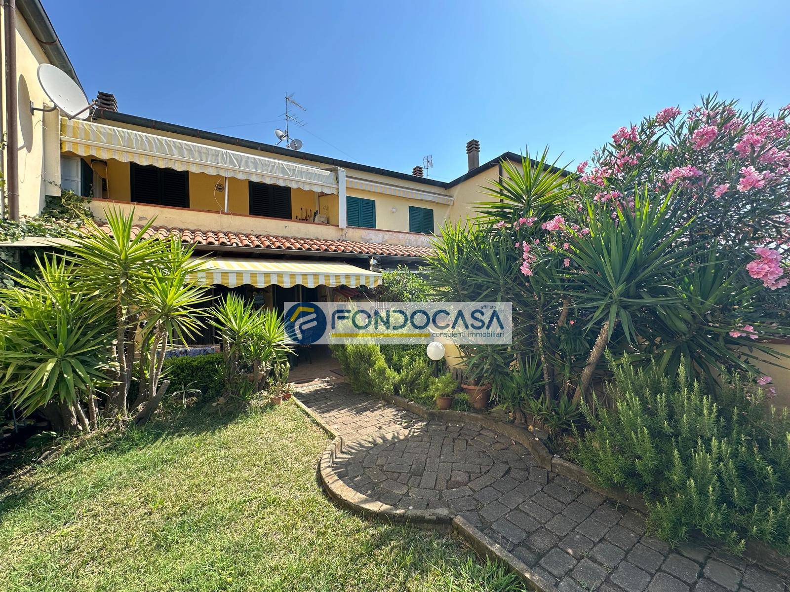 Appartamento in vendita a Luni, Luni Mare