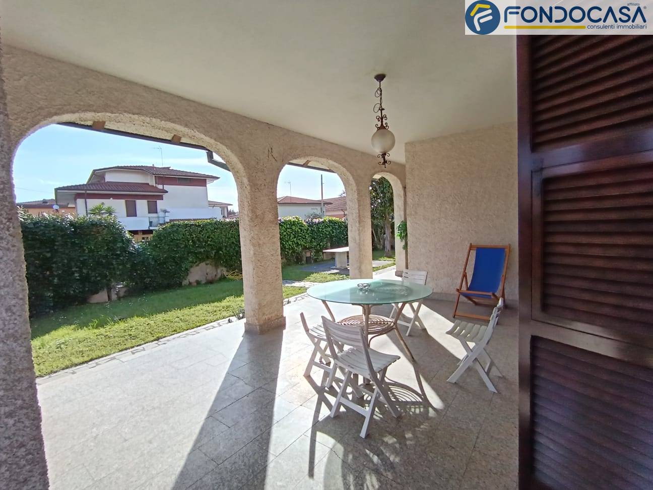 Villa in vendita a Carrara, Marina di Carrara