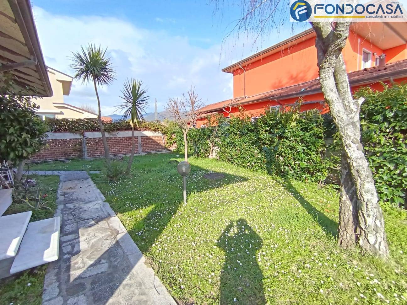 Villa in vendita a Carrara, Marina di Carrara