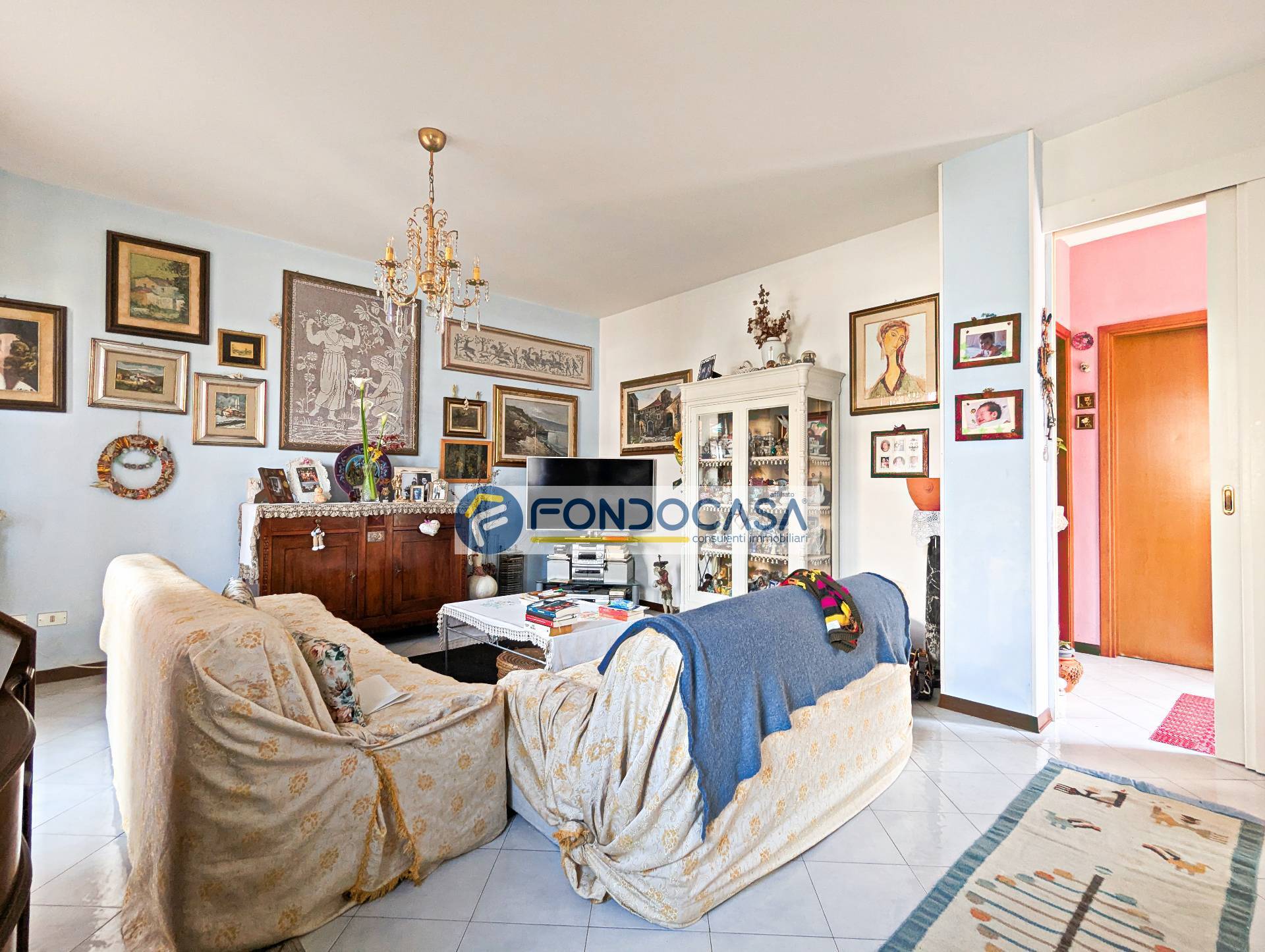 Villa trifamiliare in vendita a Massa, Marina di Massa