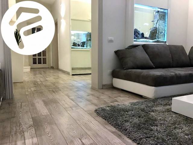 Villa in vendita a Massa, Marina di Massa