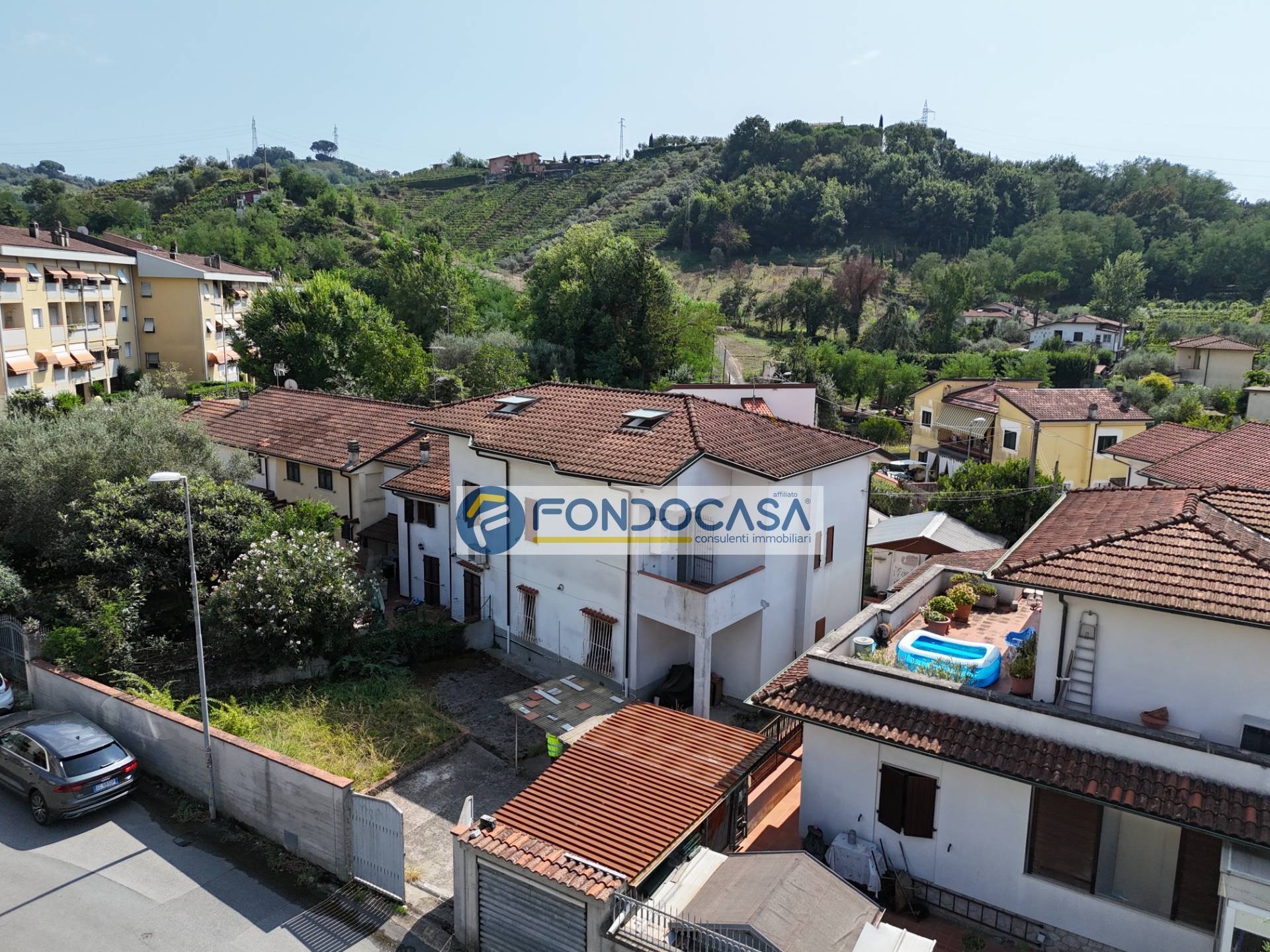 Casa semindipendente in vendita a Carrara