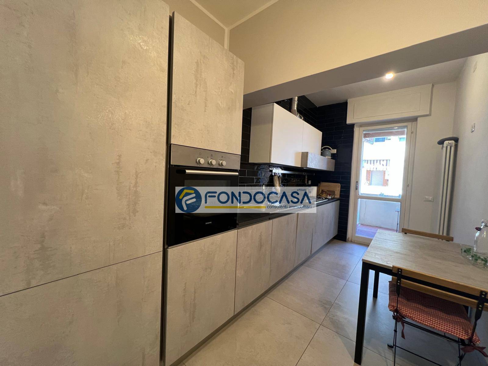 Appartamento in vendita a Carrara