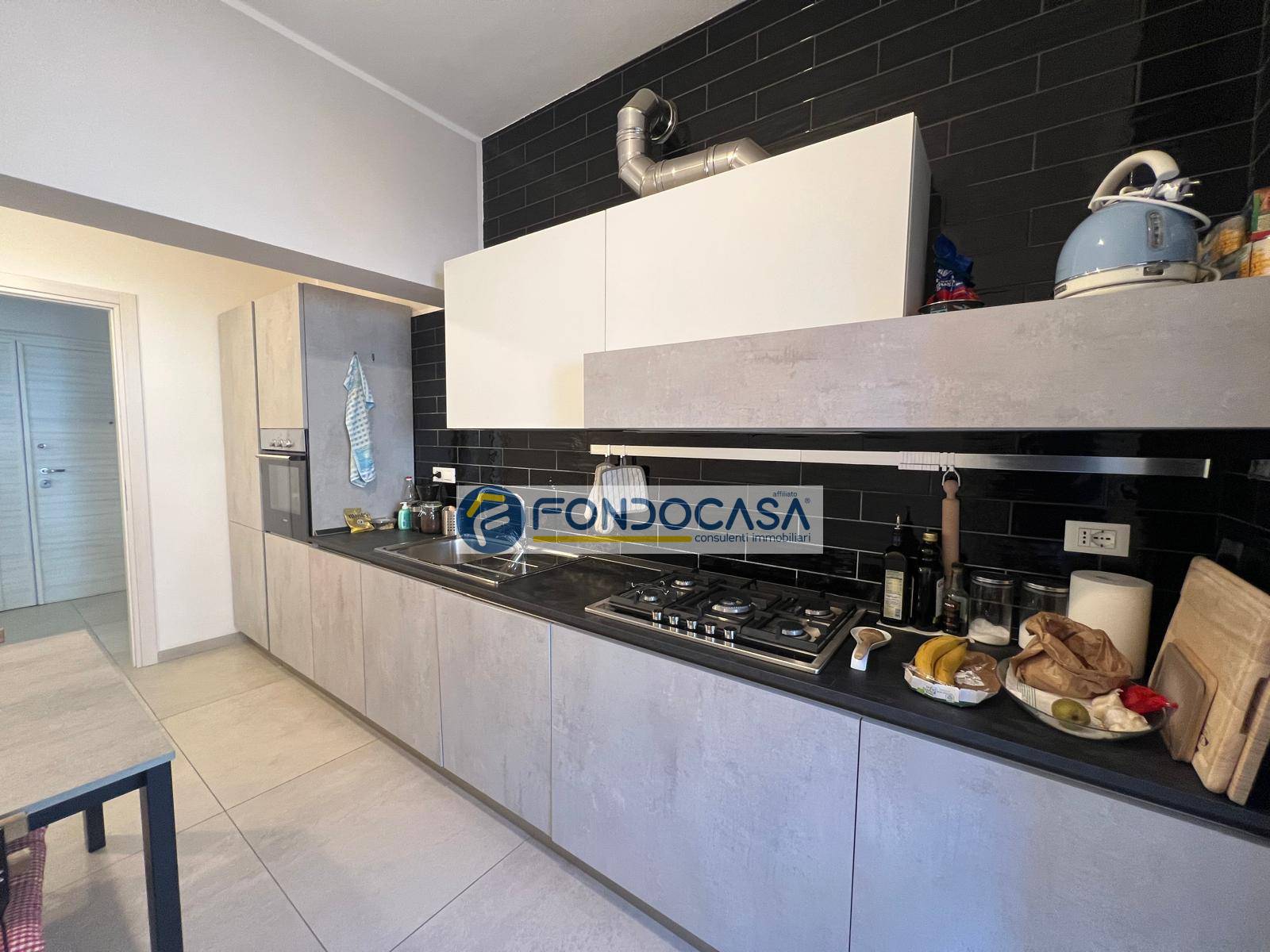 Appartamento in vendita a Carrara