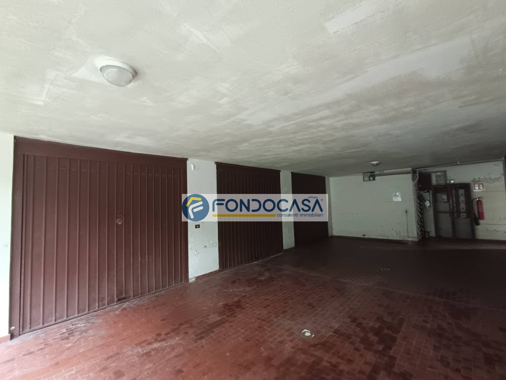 Box o garage in vendita a Massa, Marina di Massa