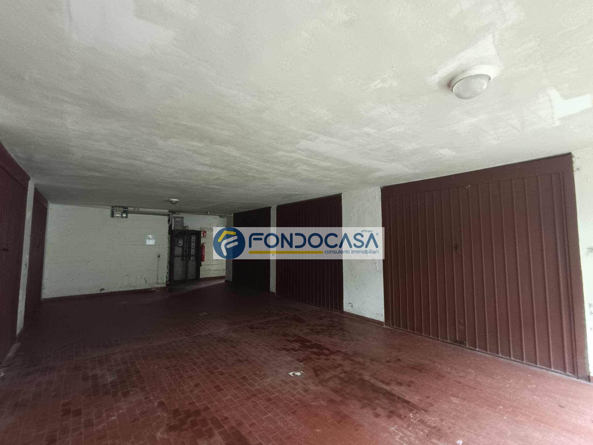 Box o garage in vendita a Massa, Marina di Massa