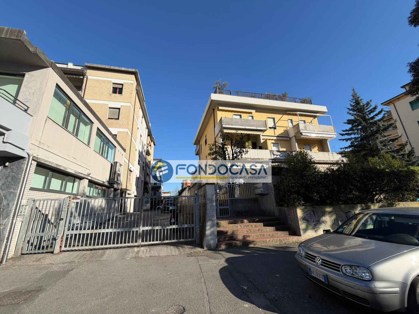 Appartamento in vendita a Carrara