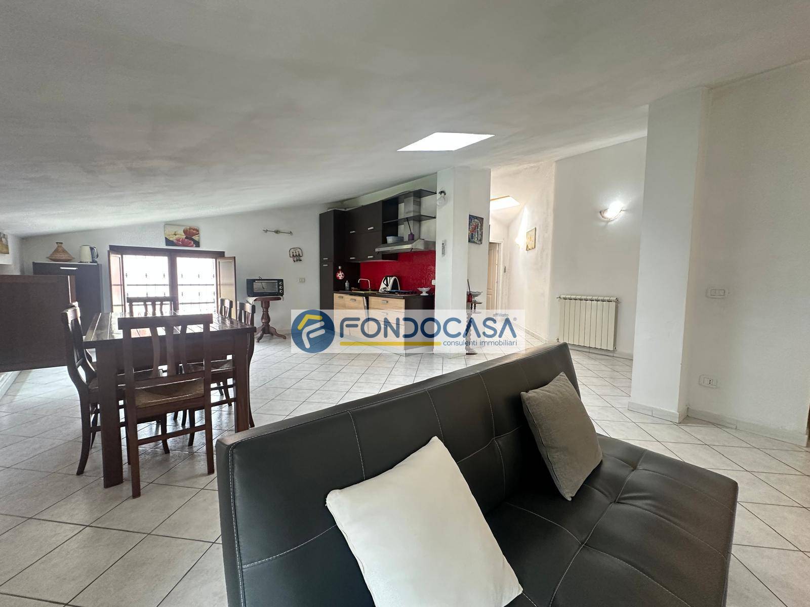 Appartamento in vendita a Montignoso