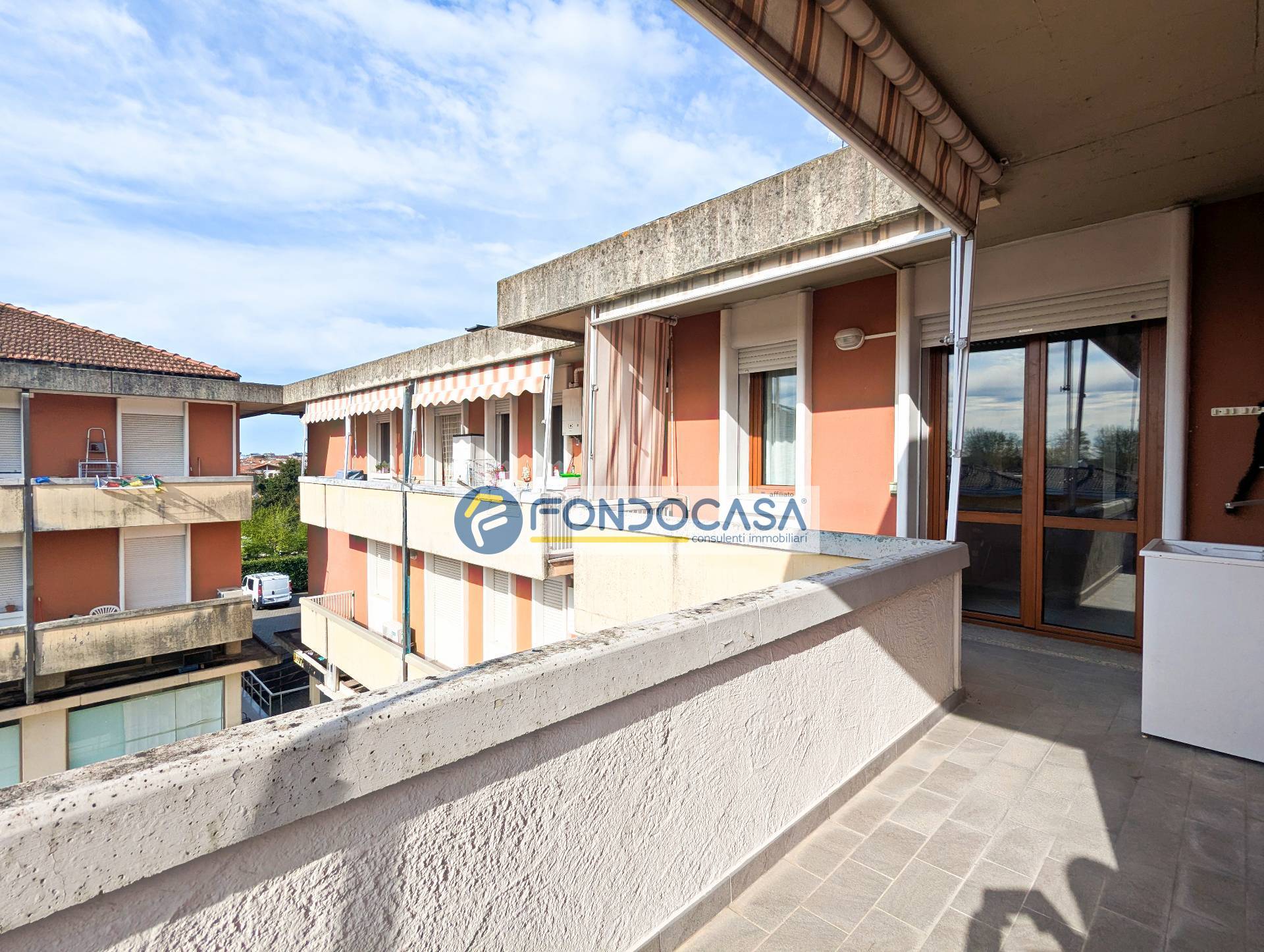 Appartamento in vendita a Massa, Marina di Massa