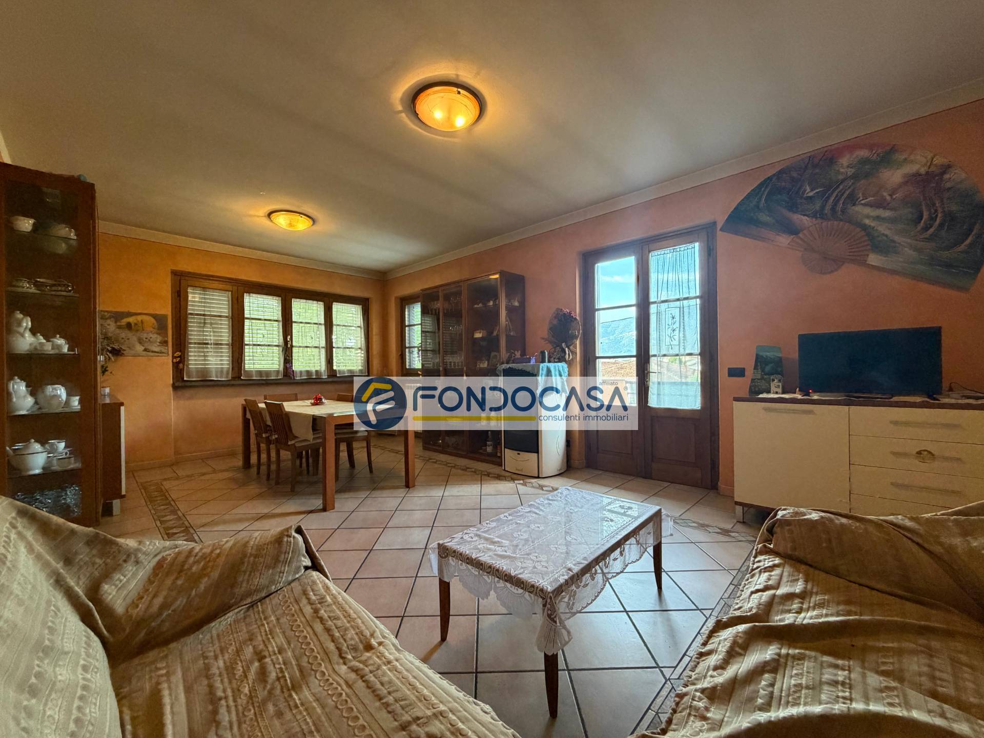 Casa semindipendente in vendita a Massa, Ronchi