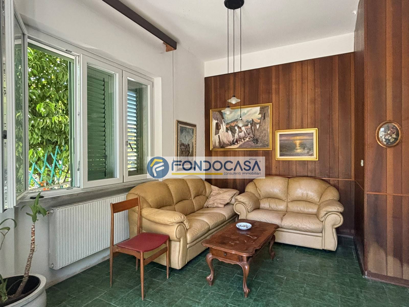 Casa indipendente in vendita a Carrara, Marina di Carrara