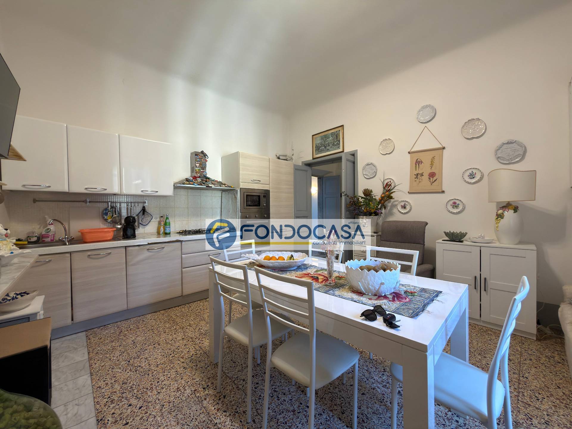 Appartamento in vendita a Carrara