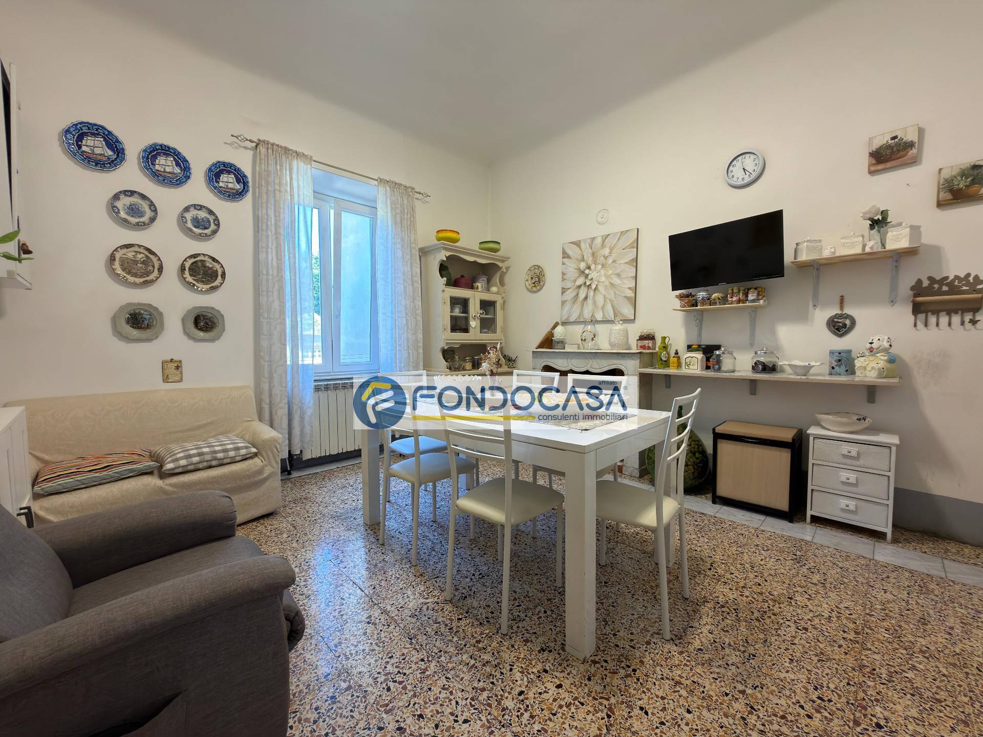 Appartamento in vendita a Carrara