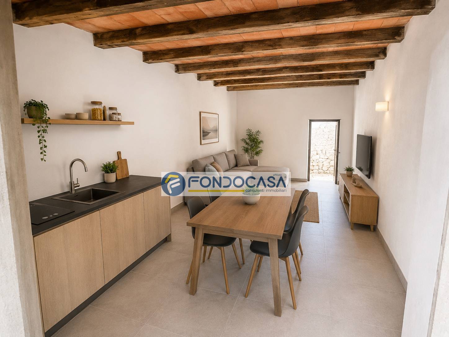 Casa semindipendente in vendita a Montignoso, Capanne