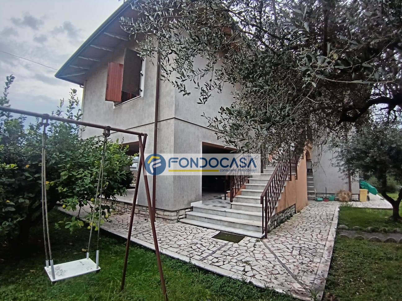 Casa singola in vendita a Carrara