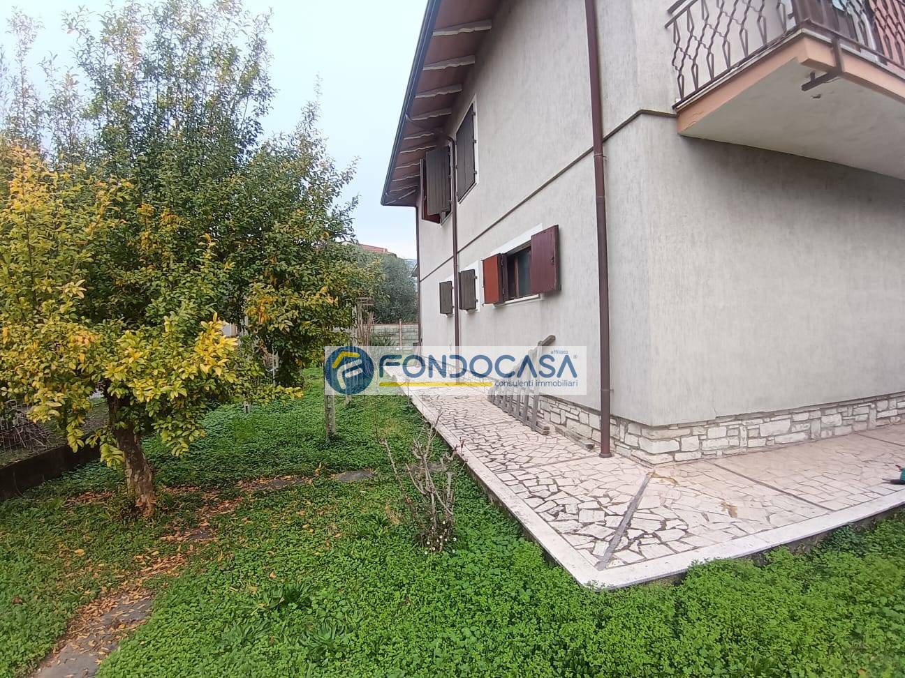 Casa singola in vendita a Carrara