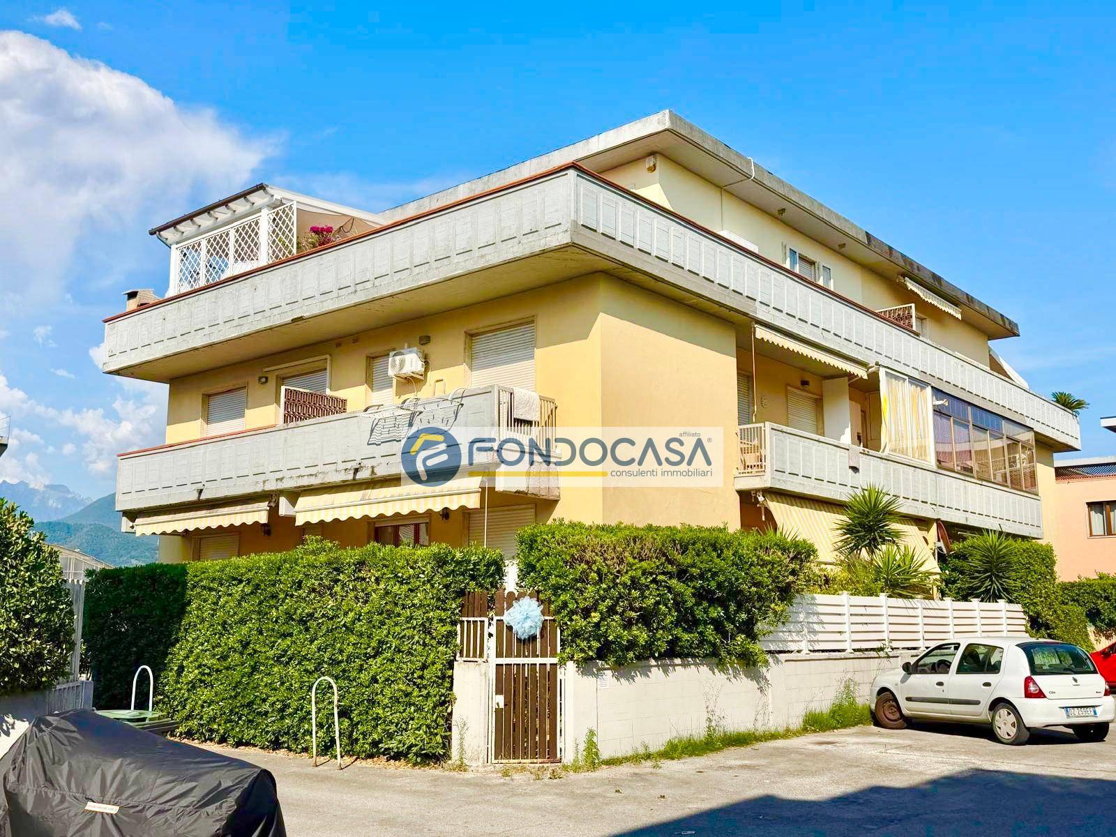 Appartamento in vendita a Carrara, Marina di Carrara