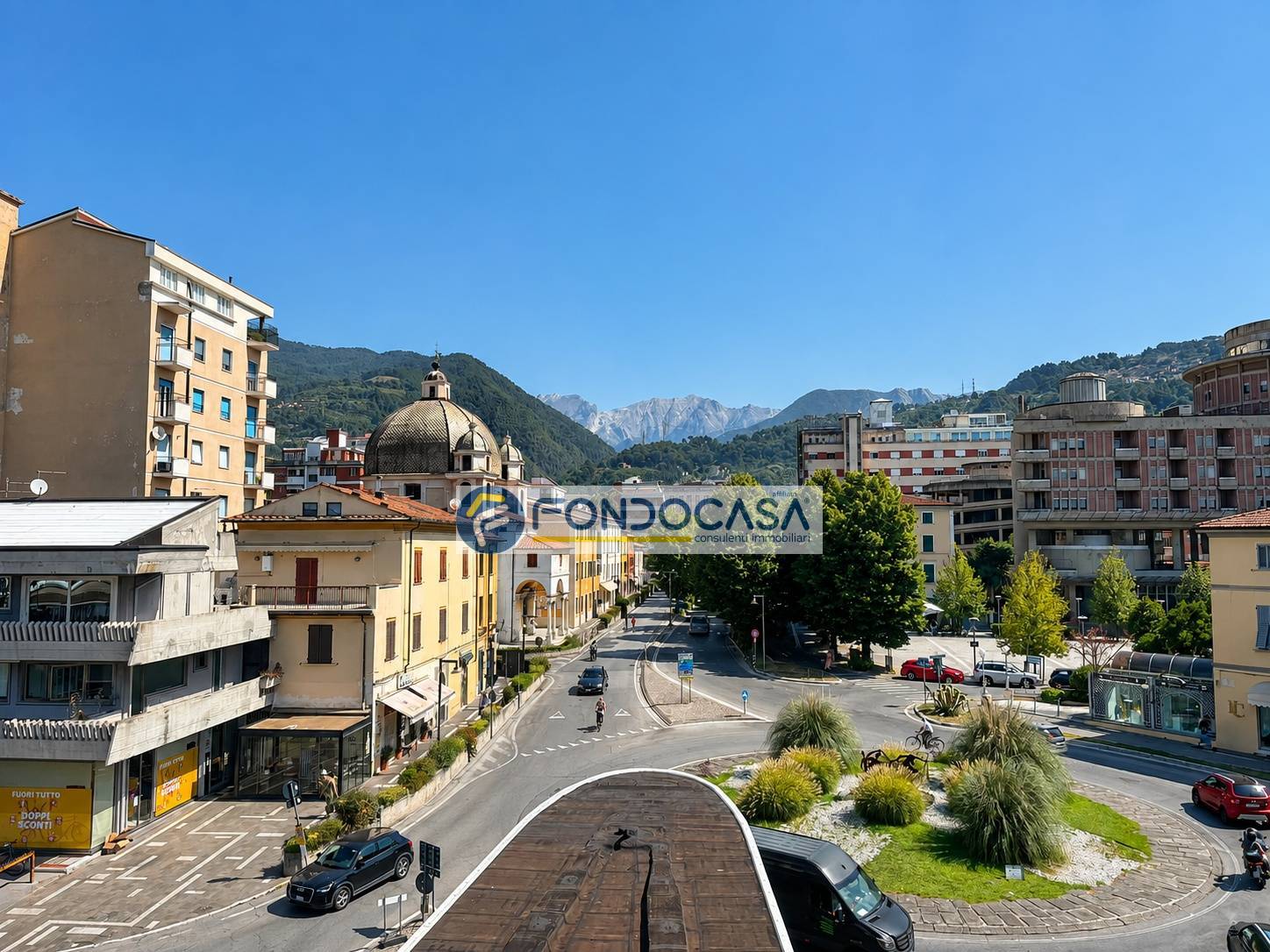 Appartamento in vendita a Massa, Centro