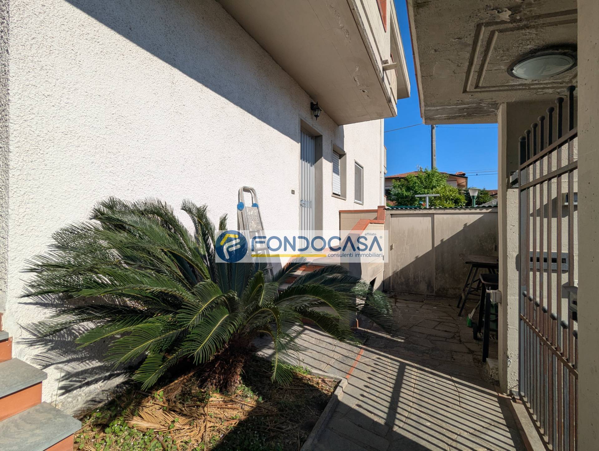 Villa unifamiliare in vendita a Massa, Marina di Massa