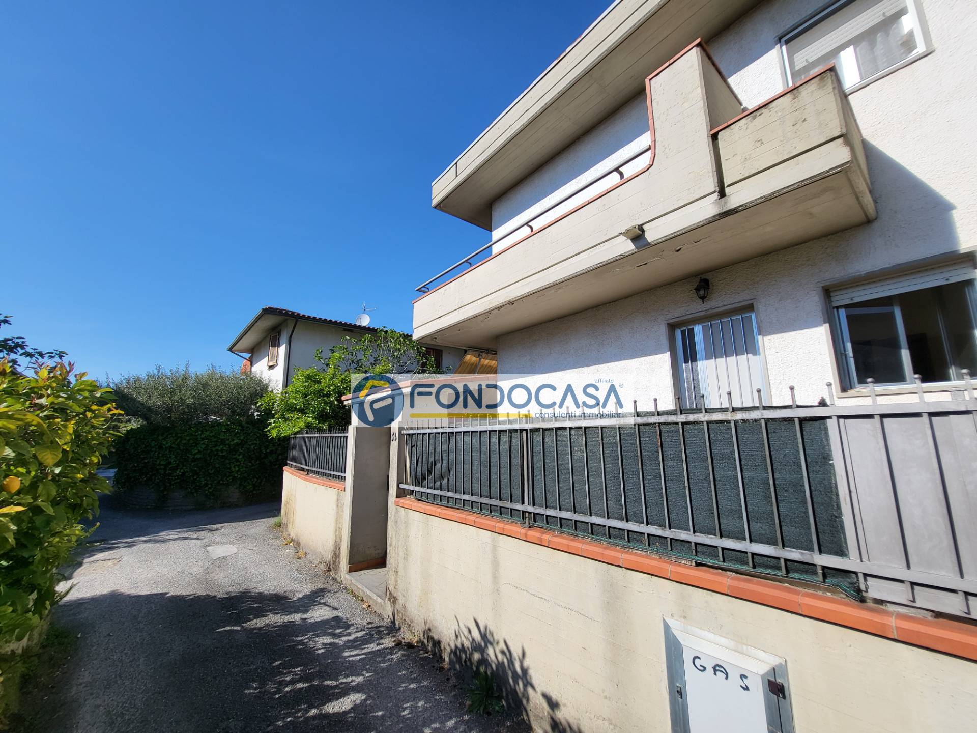 Villa unifamiliare in vendita a Massa, Marina di Massa