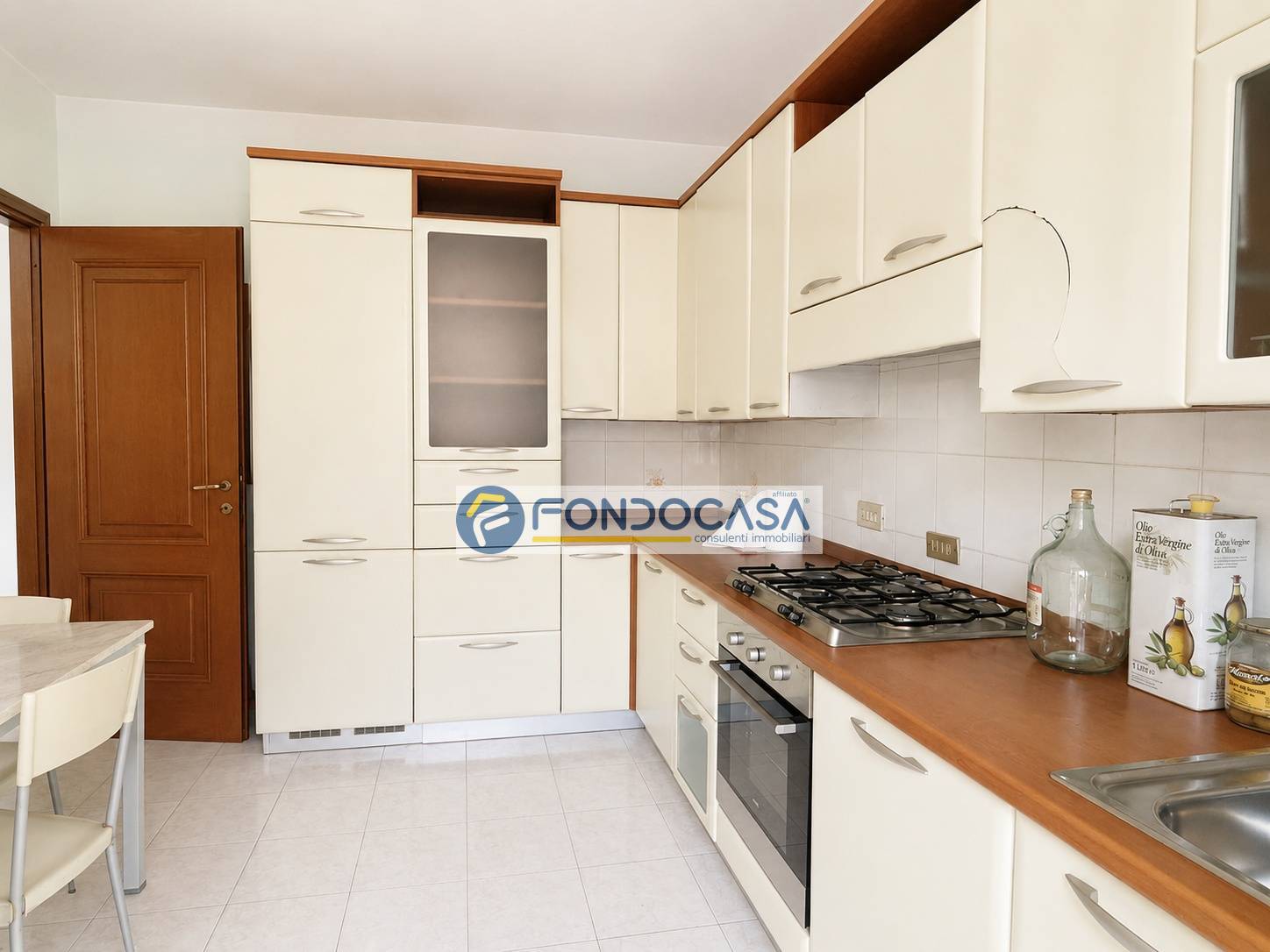 Appartamento in vendita a Montignoso