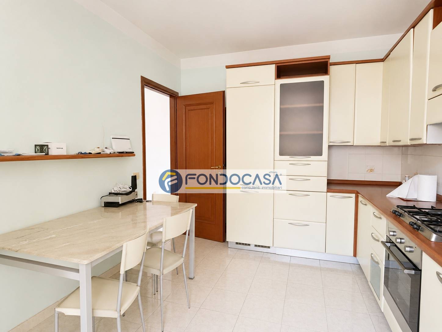 Appartamento in vendita a Montignoso