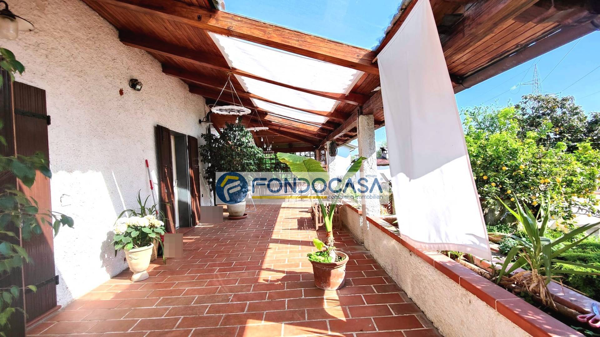 Villa in vendita a Massa