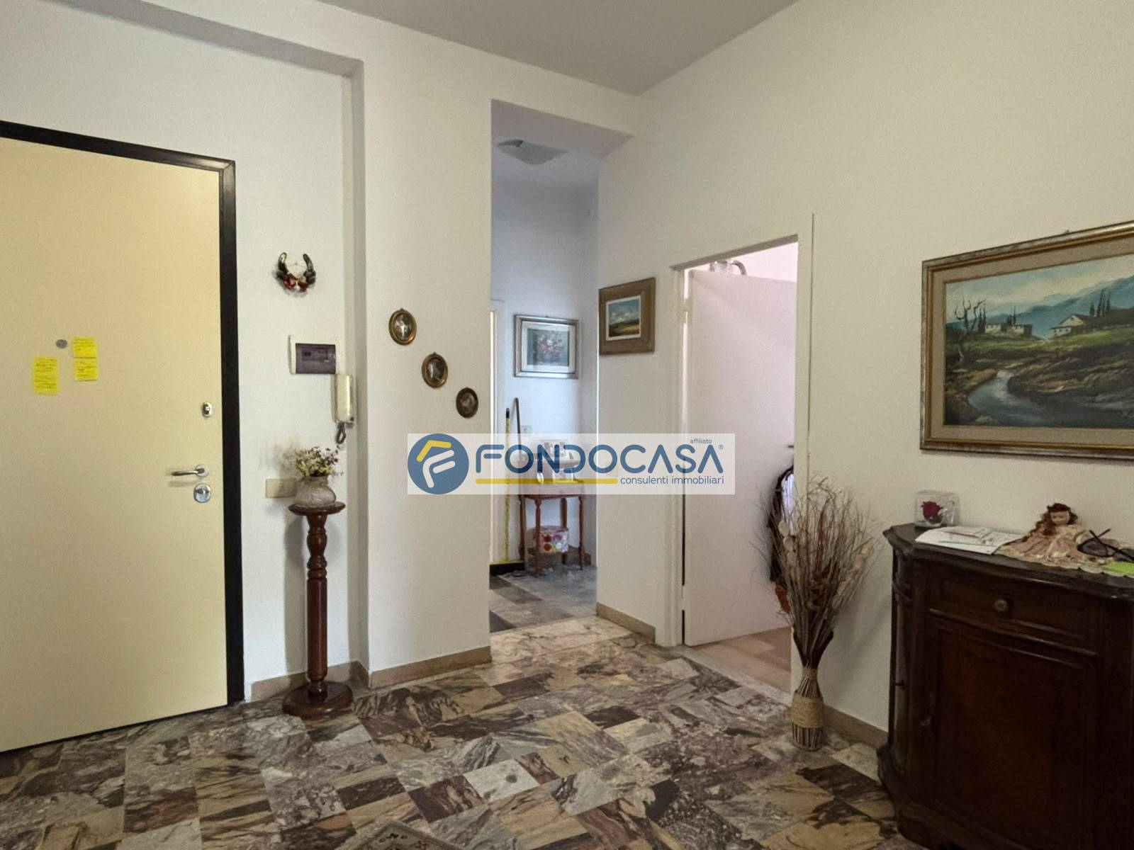 Appartamento in vendita a Massa, Centro