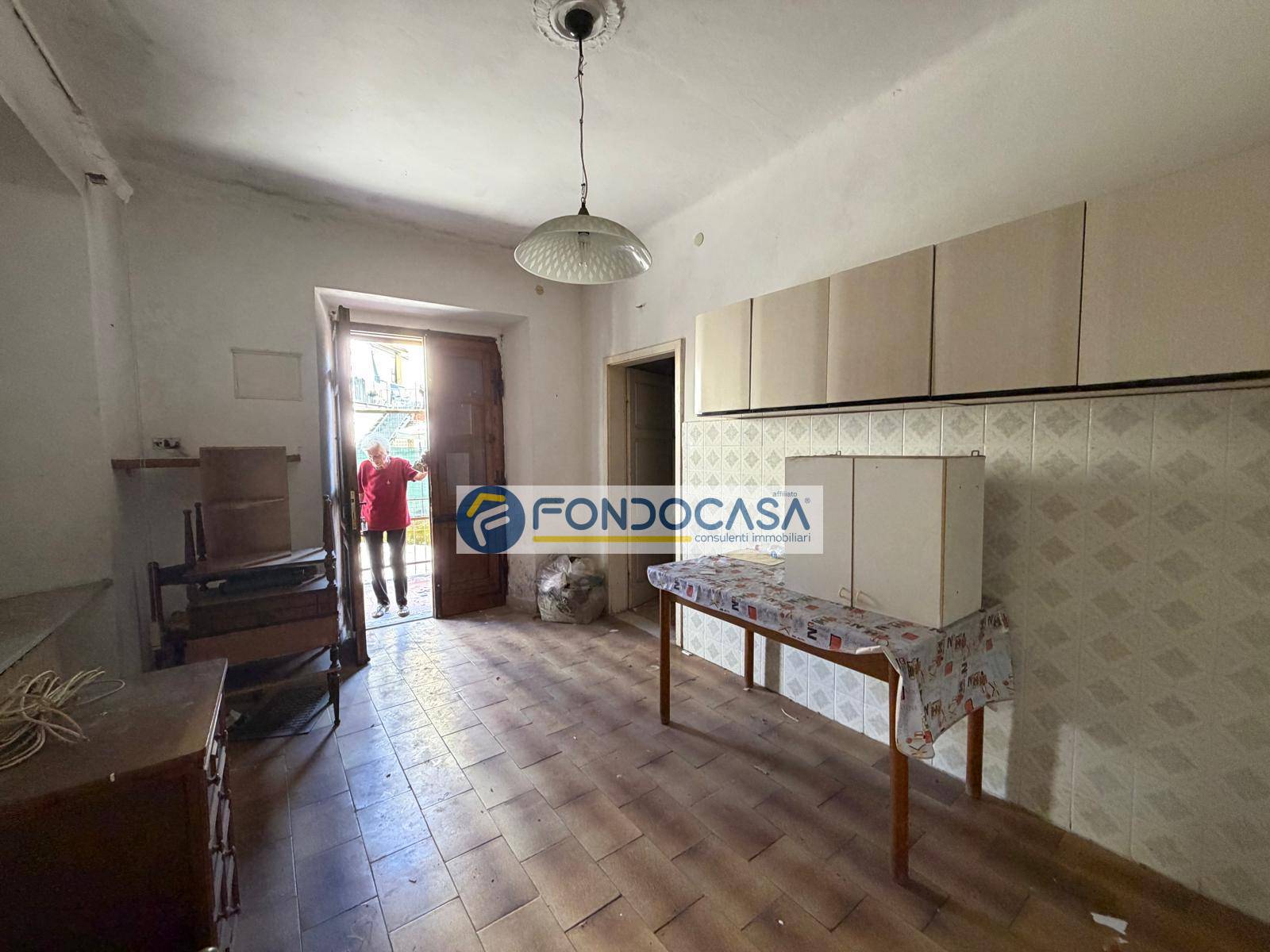 Indipendente in vendita a Montignoso