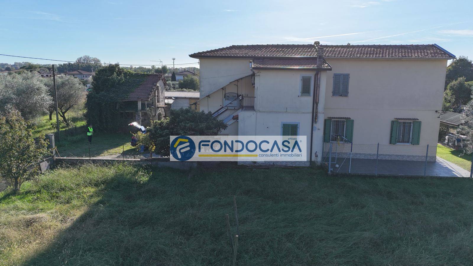 Casa semindipendente in vendita a Massa