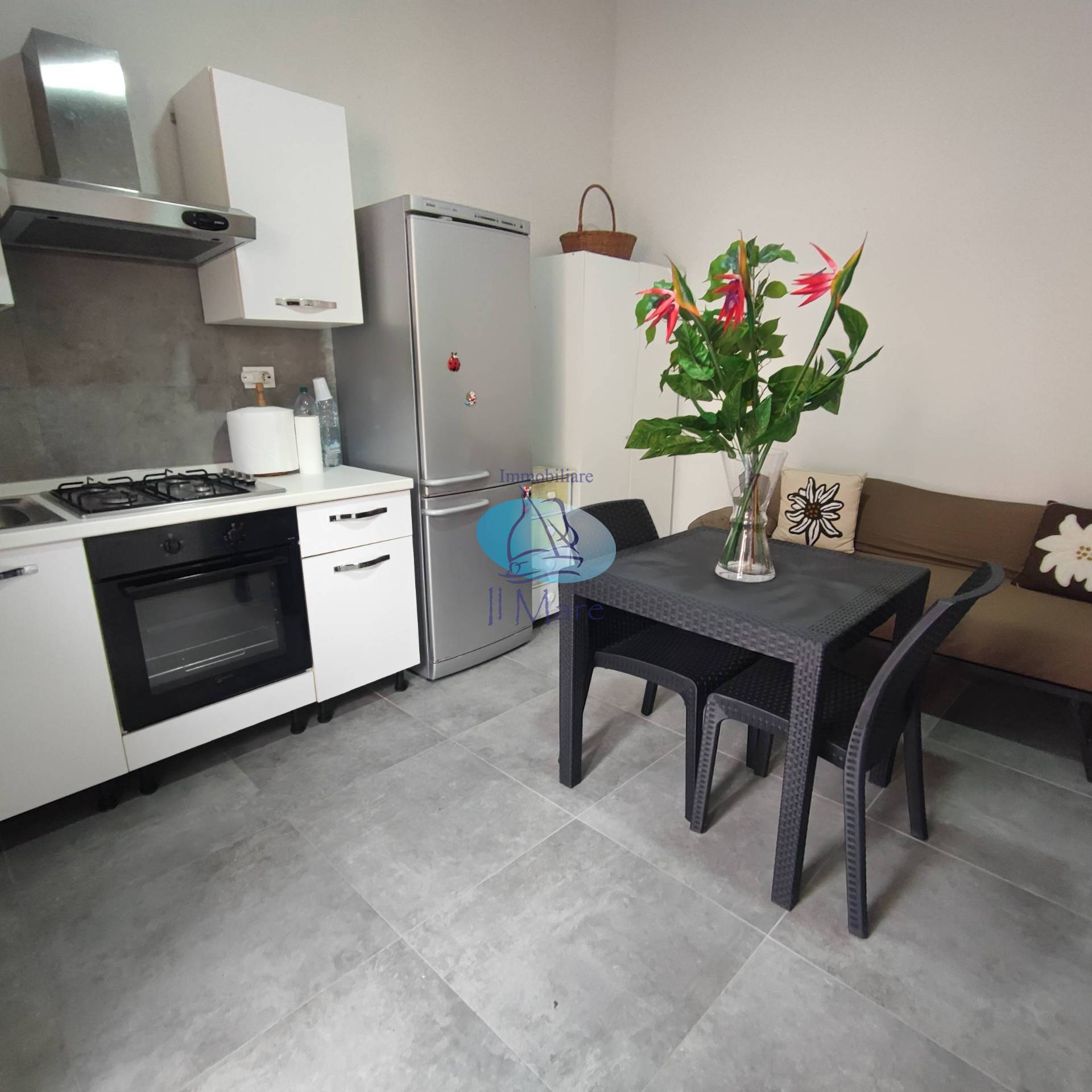 CASA INDIPENDENTE in vendita a Viareggio, Varignano