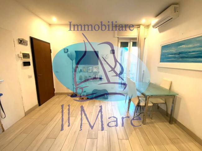 Appartamento in vendita a Viareggio, Centro