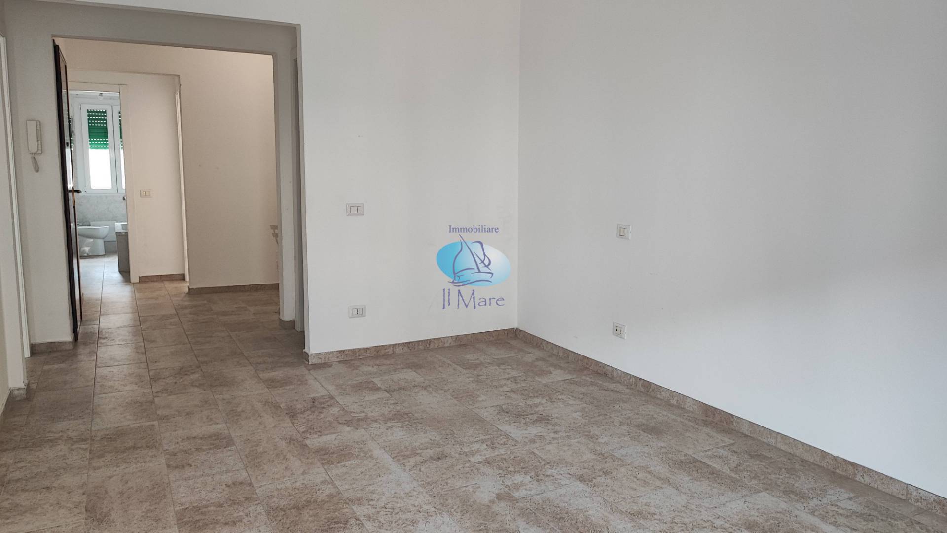 Appartamento in vendita a Viareggio, Centro