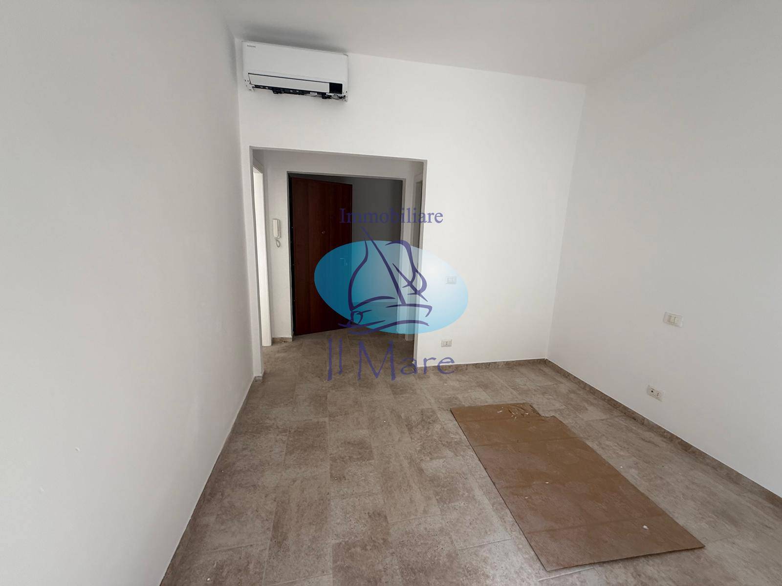 Appartamento in vendita a Viareggio, Centro