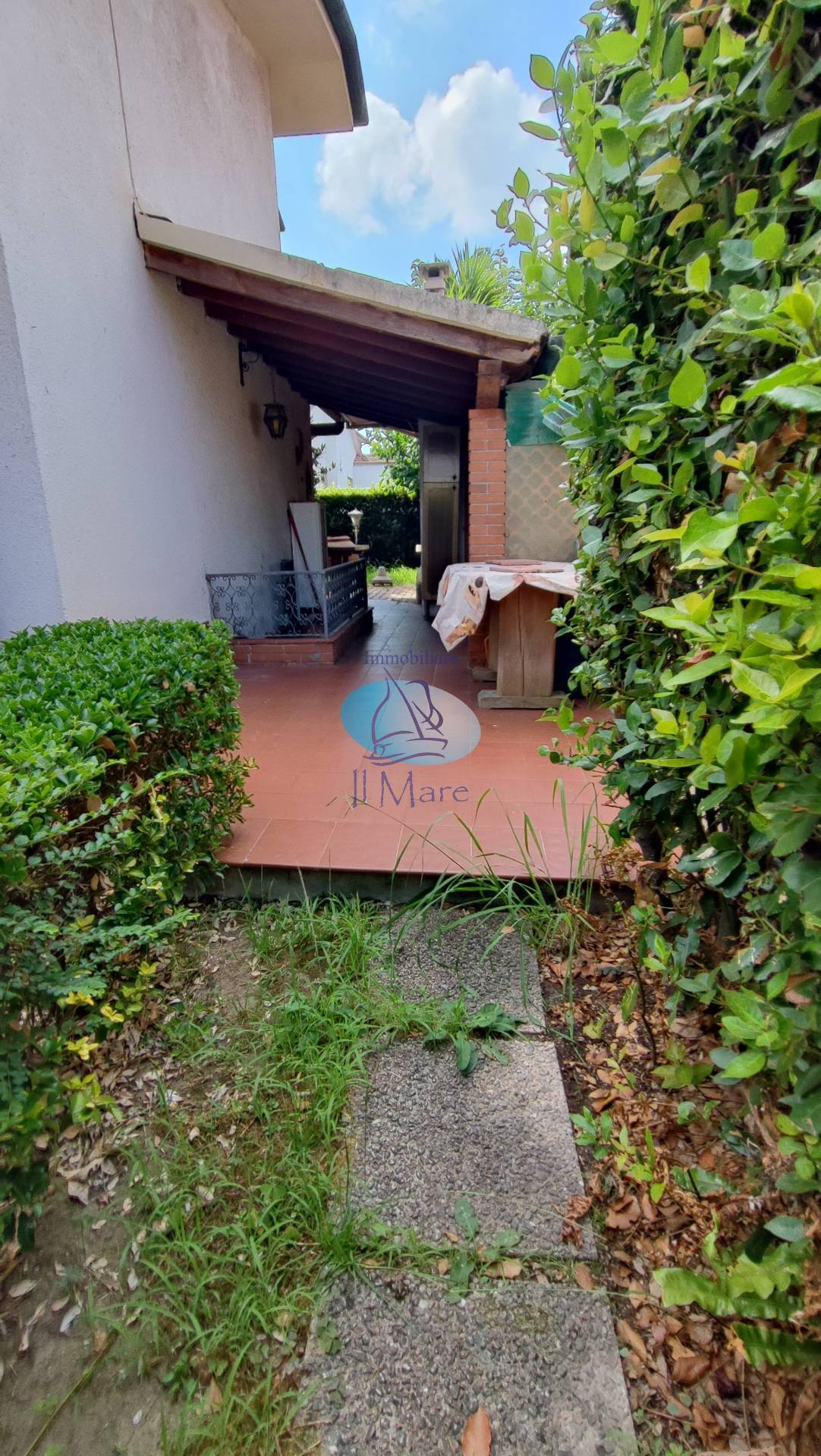 CASA INDIPENDENTE in vendita a Massarosa, Piano di Mommio