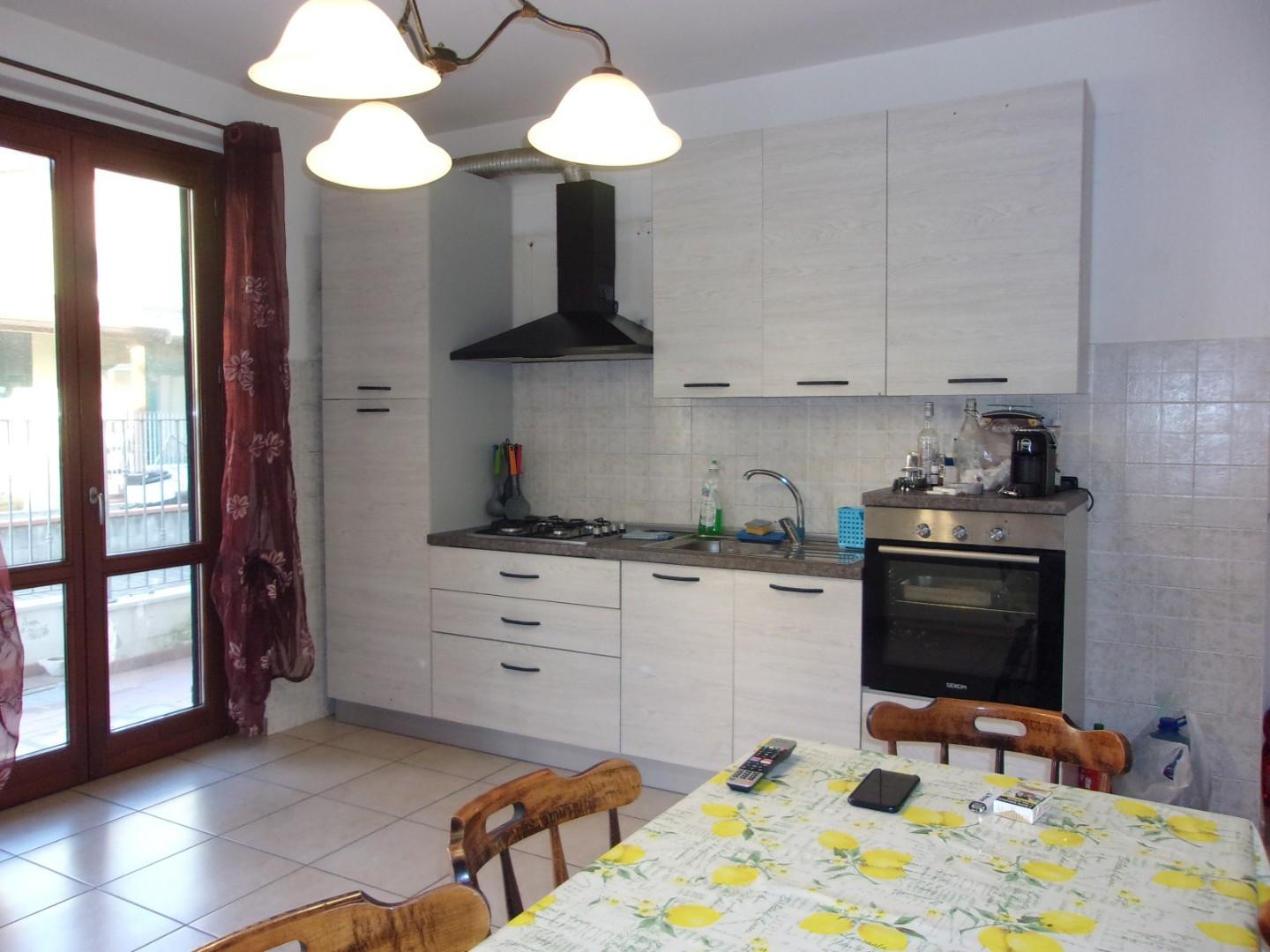 Appartamento in vendita, Massa marina di