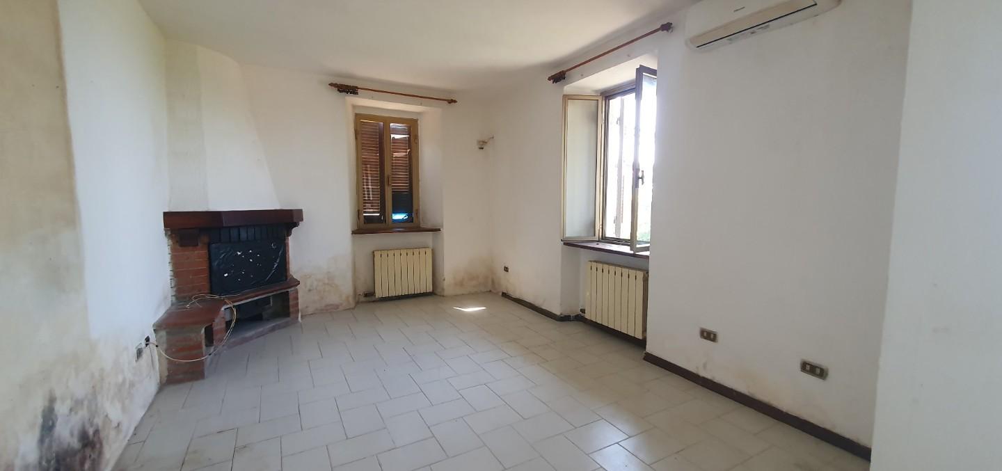 Casa indipendente da ristrutturare, Massa san carlo