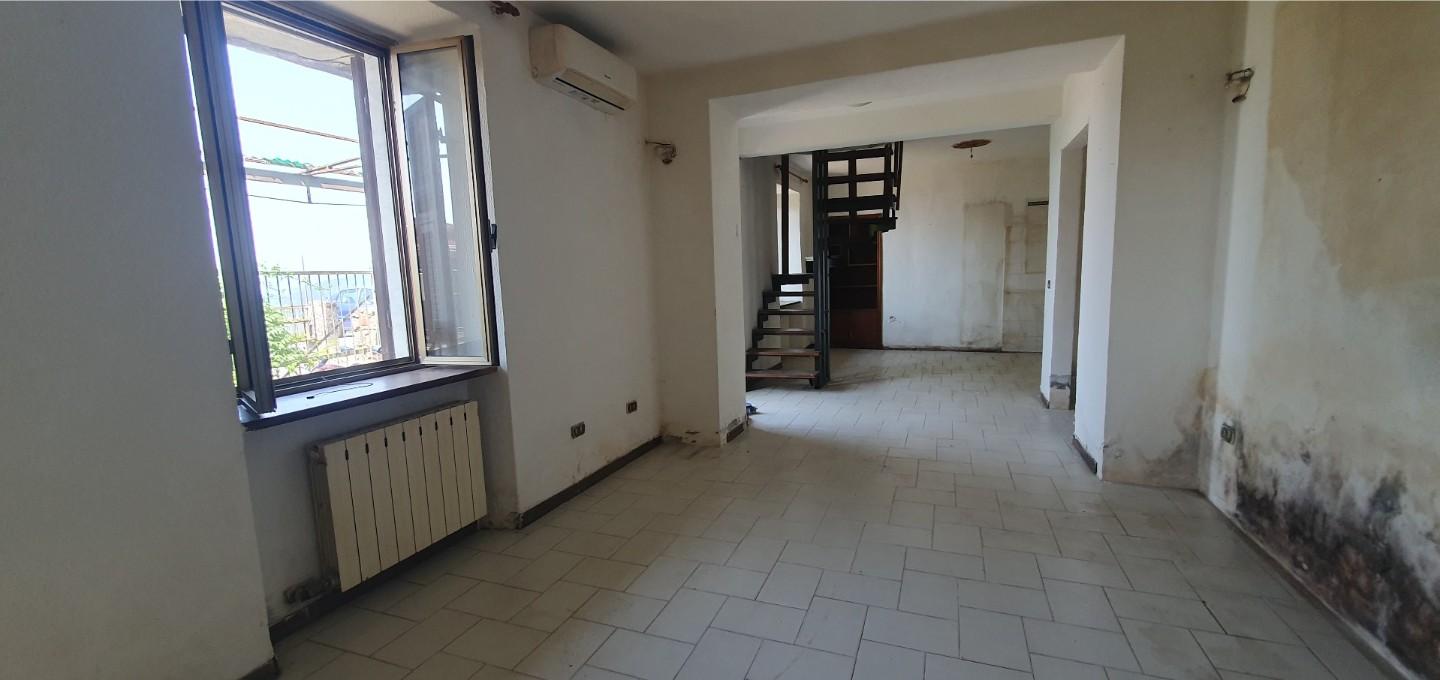 Casa indipendente da ristrutturare, Massa san carlo
