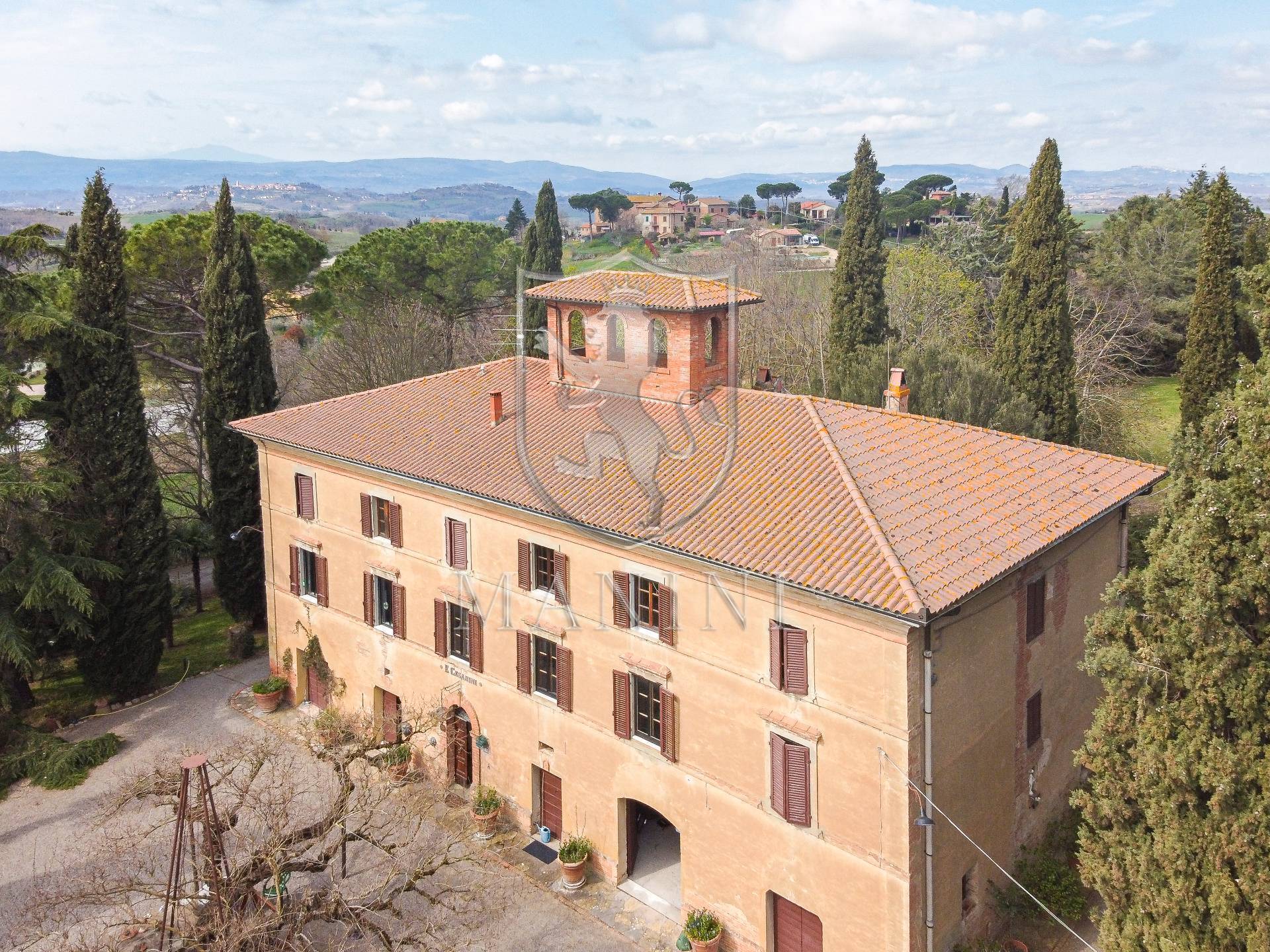 Casale in vendita a Castiglione del Lago