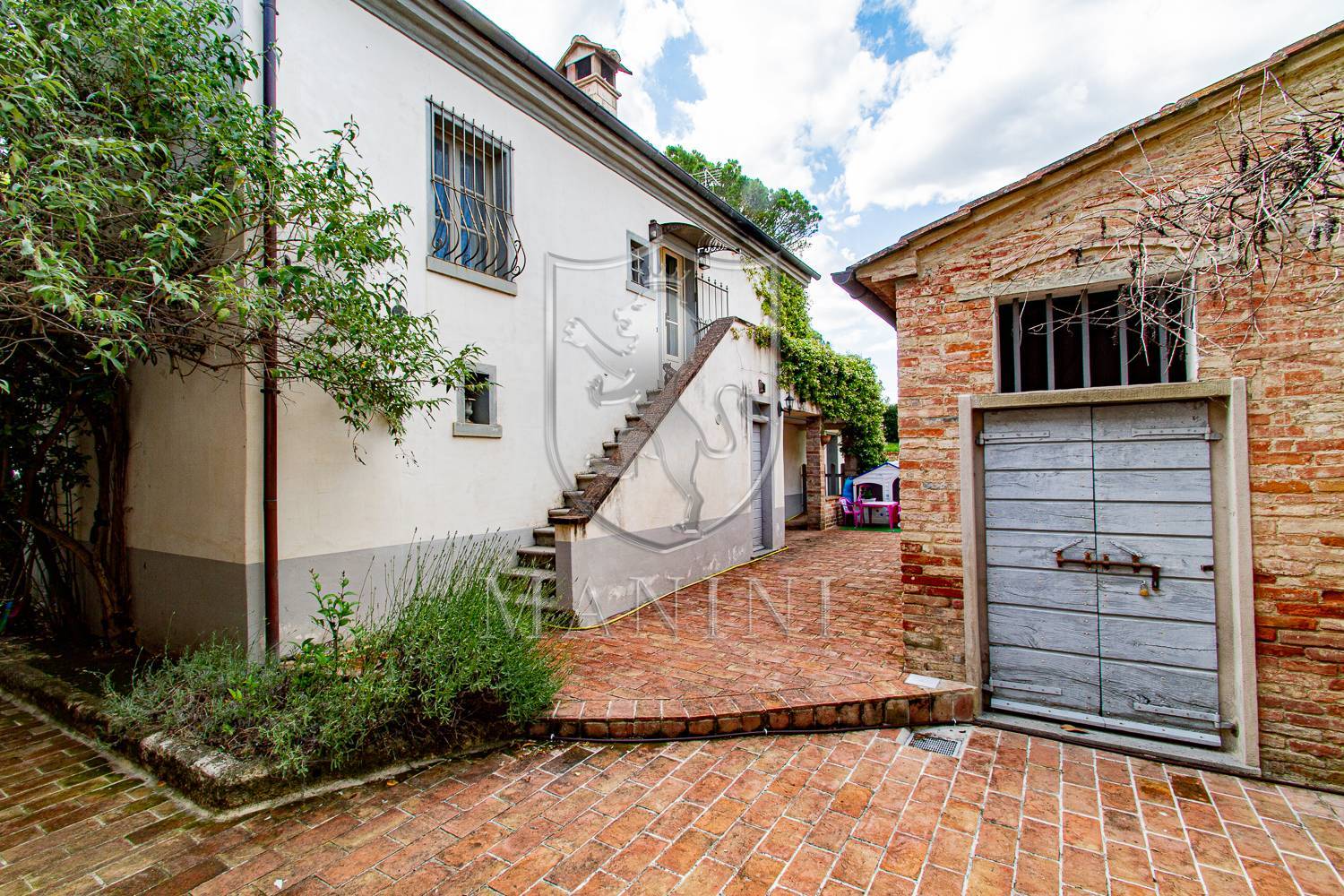 Casale in vendita a Foiano della Chiana