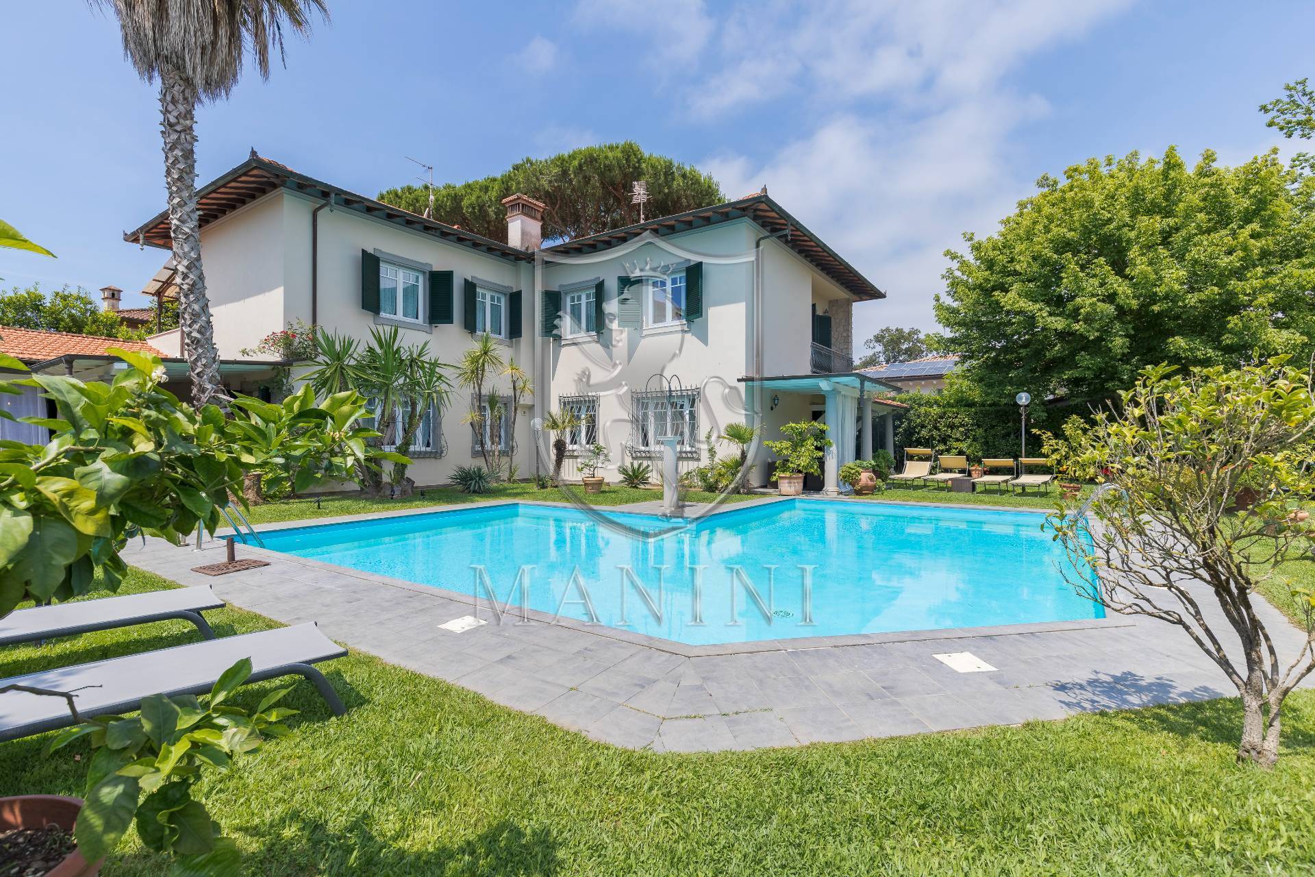 Villa in vendita a Forte dei Marmi