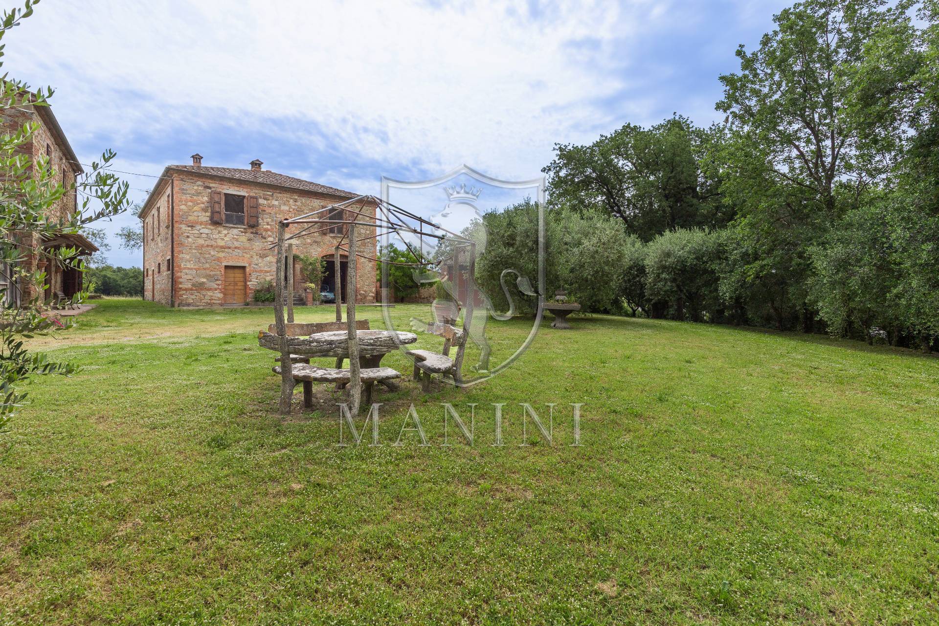 Casale in vendita a Lucignano