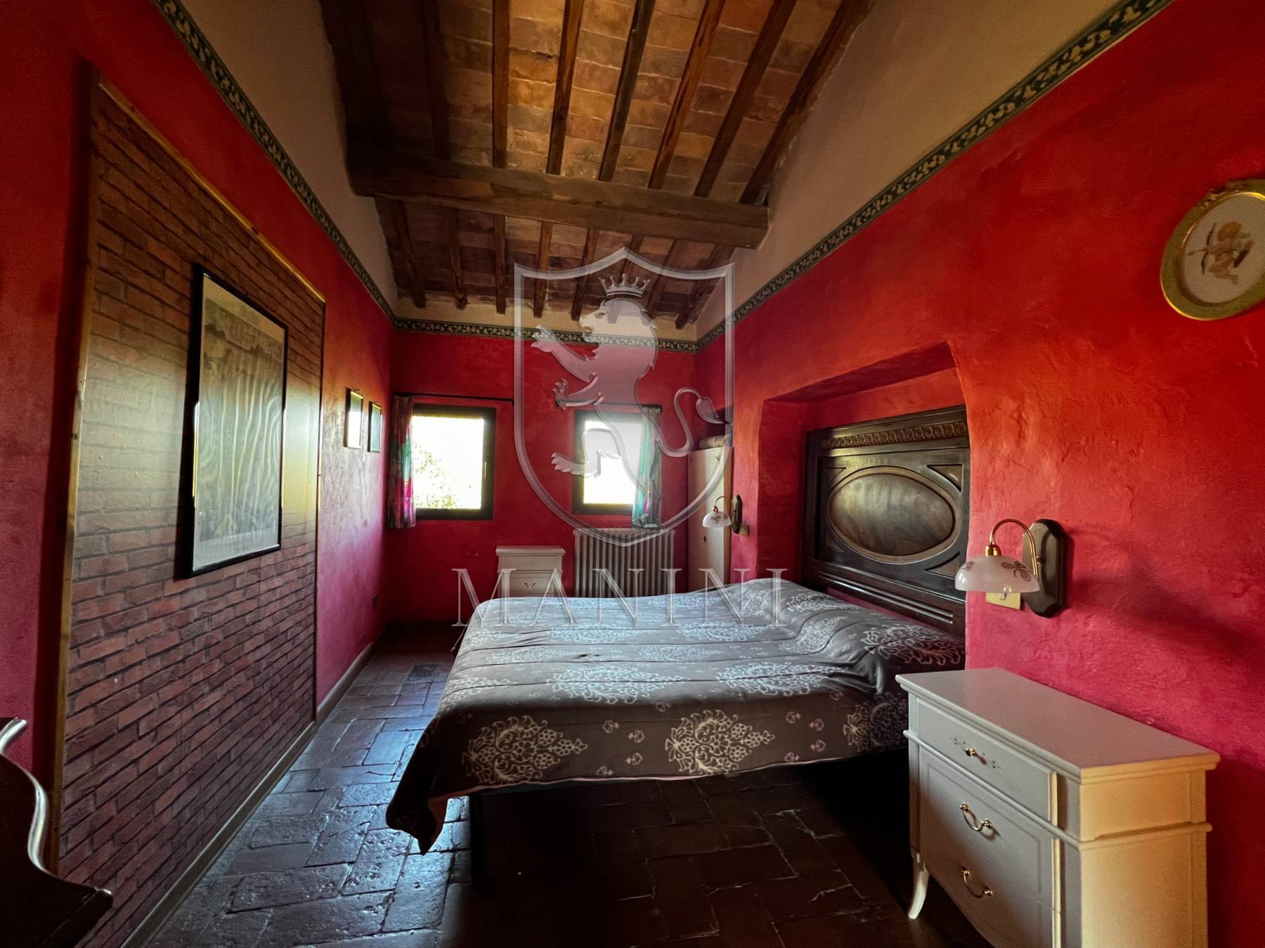 Casale in vendita a Siena, Semicentrale