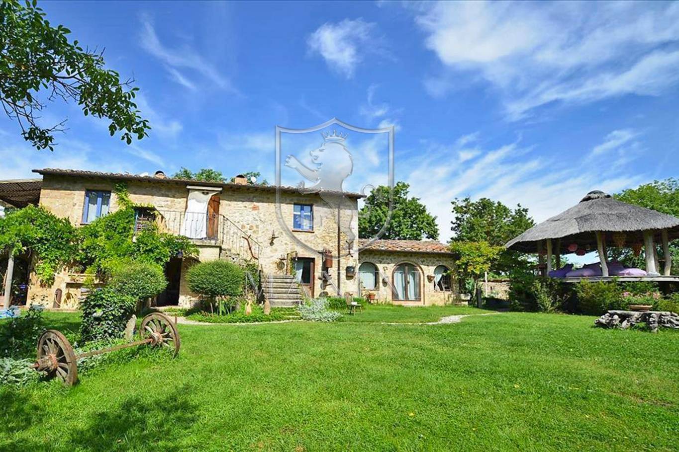 Casale in vendita a Trequanda, Castelmuzio