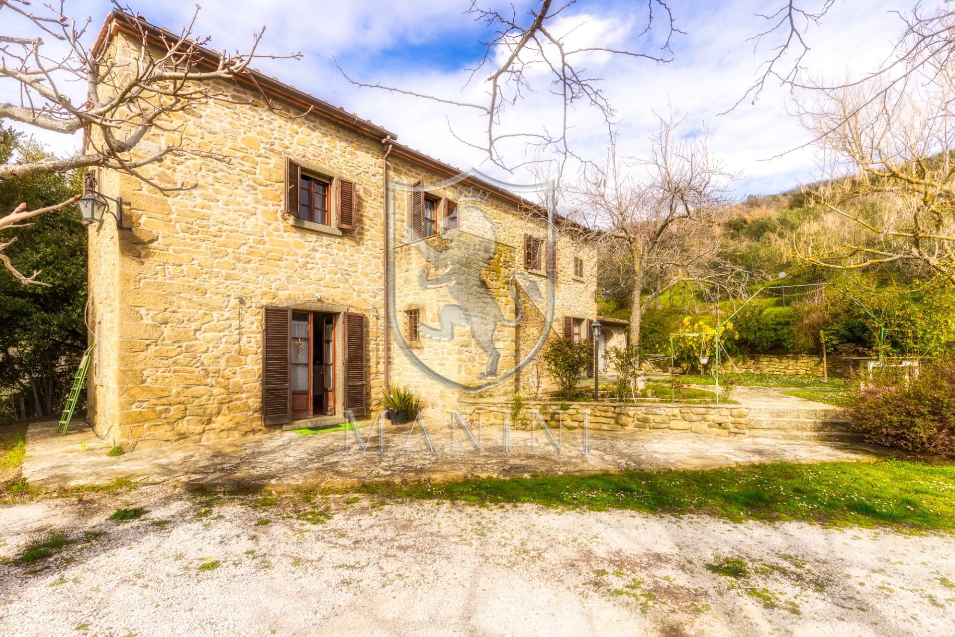 Casale in vendita a Cortona