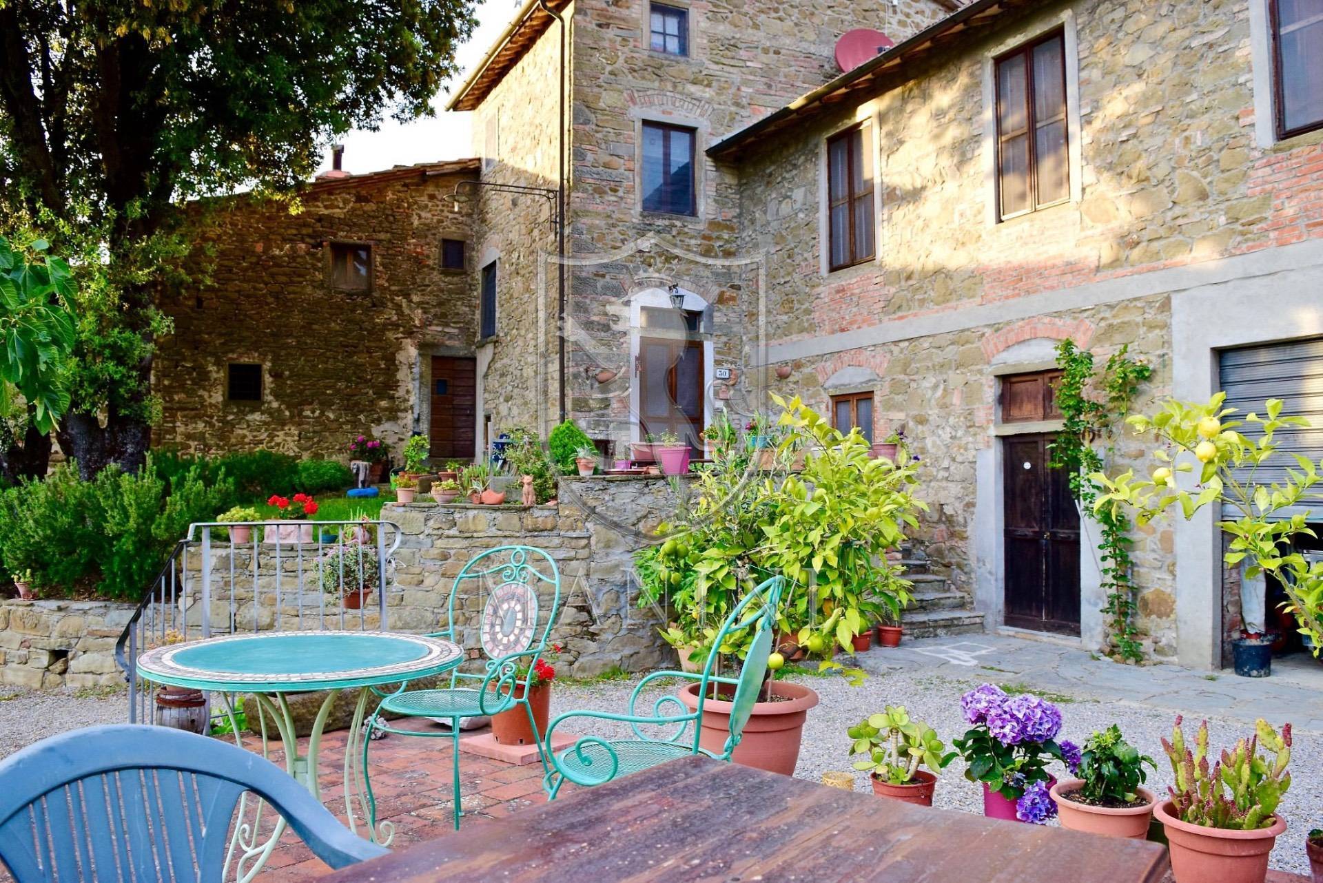 Rustico in vendita a Greve in Chianti, Lamole