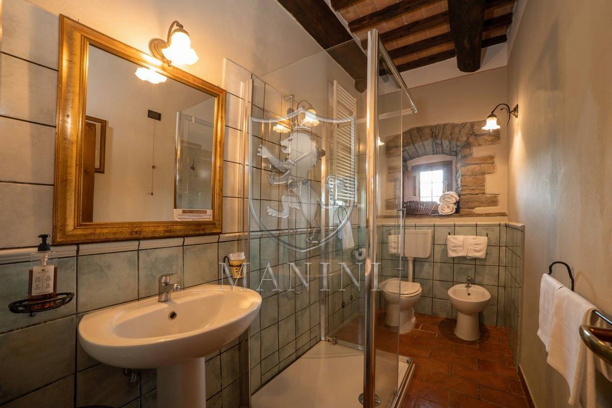 Casale in vendita a Cortona, Ossaia