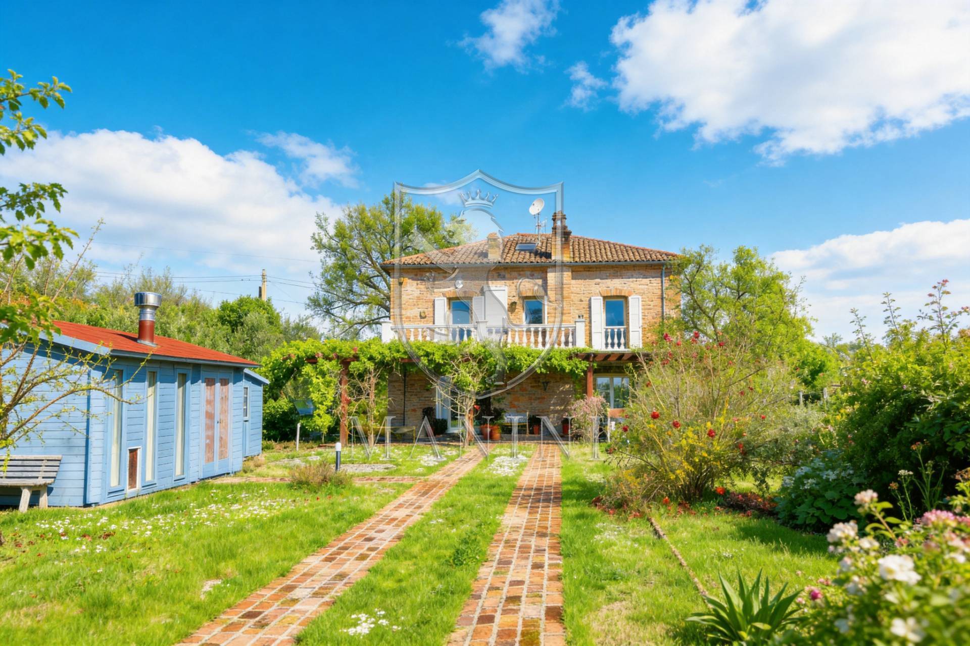 Villa in vendita a Lucignano