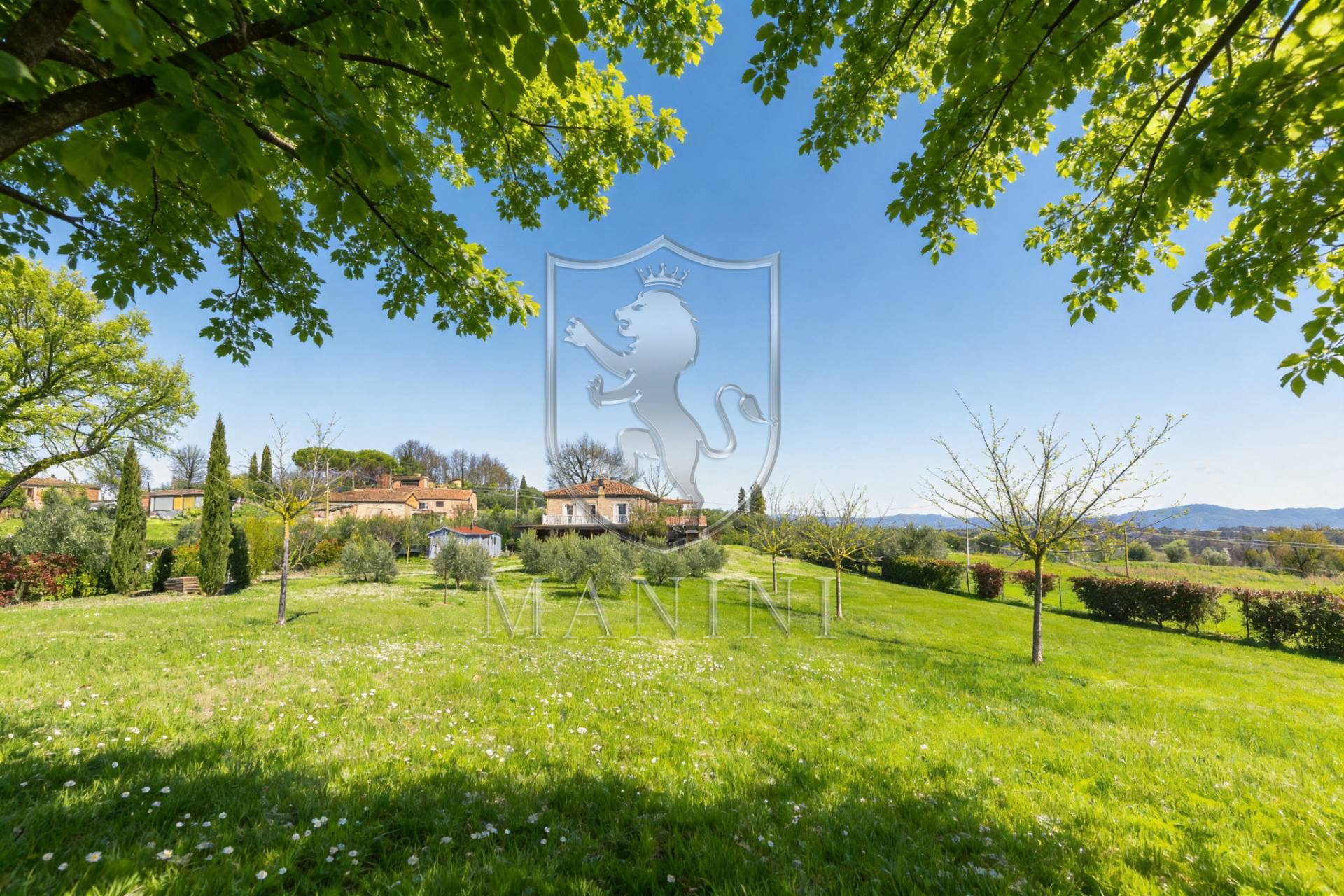 Villa in vendita a Lucignano