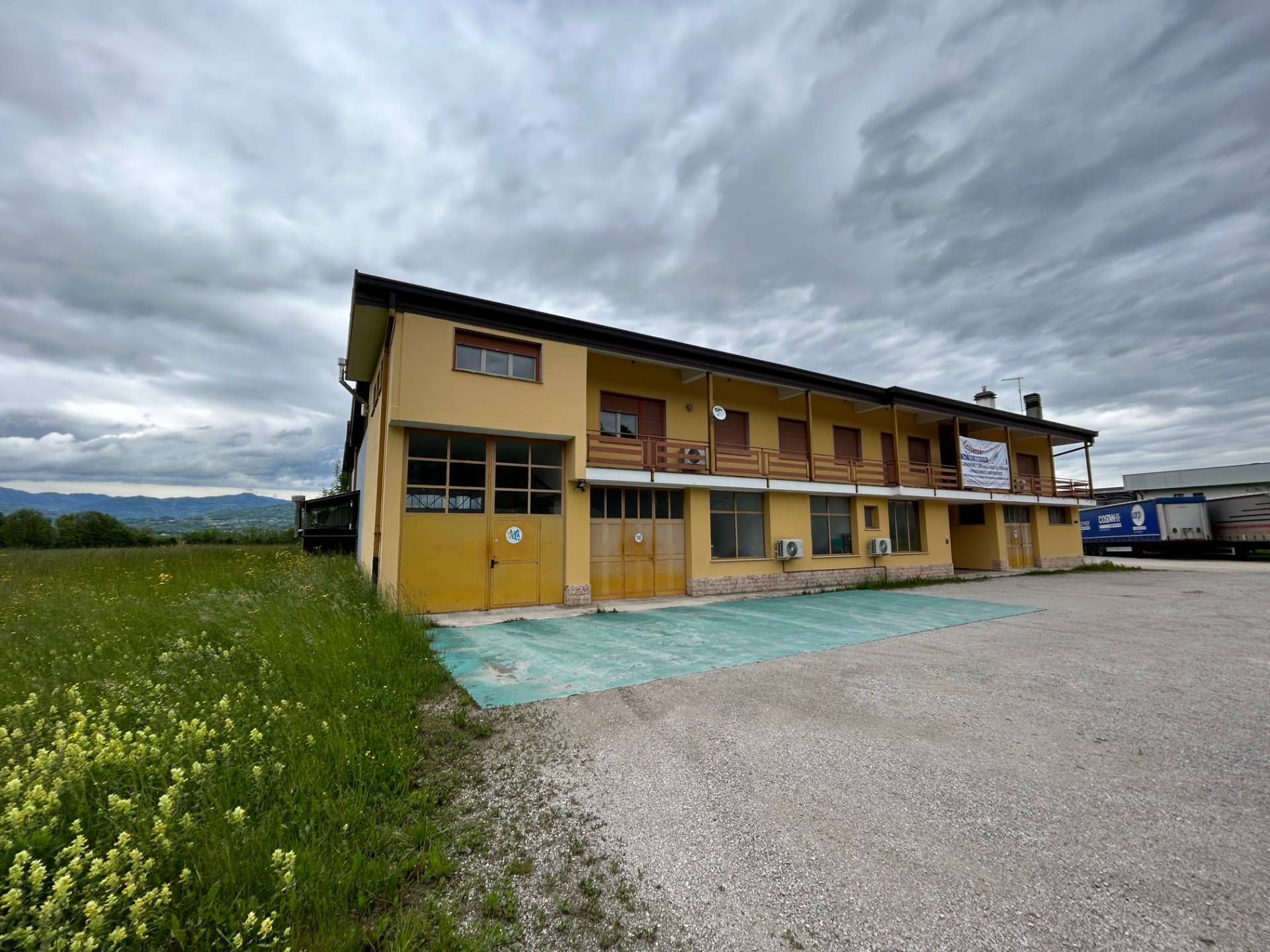 Capannone in vendita a Santa Giustina